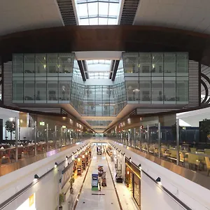 מלון International Terminal